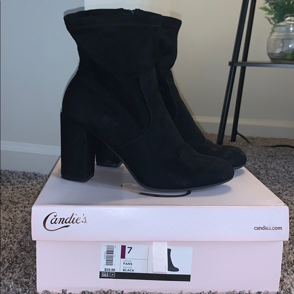Candies Black velvet boots - Picture 1 of 4